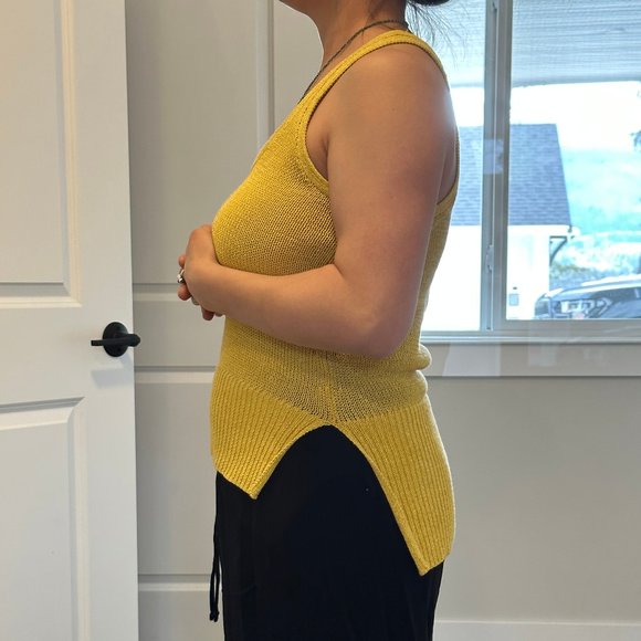 10 Crosby Derek Lam Yellow / Gold Knit Yarn Dressy Top, Racer Back (Sz Sm) - Picture 7 of 9